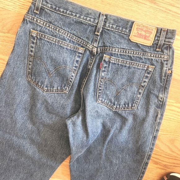 EUC Vintage 00's Levi's 550 Relaxed Tapered Jeans, Size 14S/Modern Size 10 - Picture 6 of 9
